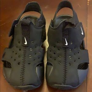 Nike Sandal Sz 6